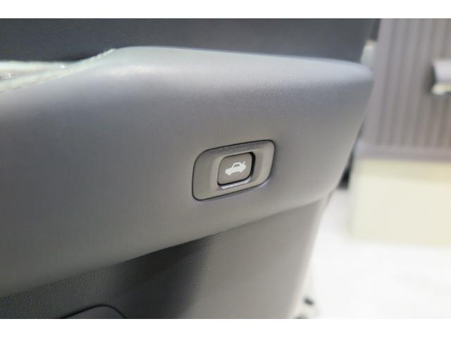 クラウンハイブリッド ＲＳアドバンス　アラウンドビューモニター　ＨＵＤ　ブラインドスポットモニター　ブレーキホールド　ＭＴモード　シートヒーター＆クーラー　ステアリングヒーター　ＬＥＤオートライト＆ハイビームフォグ　ＥＶモード（25枚目）