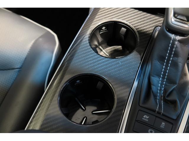 クラウンハイブリッド ＲＳアドバンス　アラウンドビューモニター　ＨＵＤ　ブラインドスポットモニター　ブレーキホールド　ＭＴモード　シートヒーター＆クーラー　ステアリングヒーター　ＬＥＤオートライト＆ハイビームフォグ　ＥＶモード（33枚目）