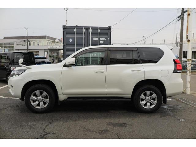 �u�݌Ɋm�F�E���ς�˗��v���炨�₢���킹������΁A����ɑ����̎ʐ^���摜�ł��ē����܂��I�I