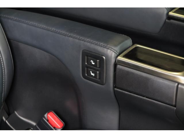 ヴェルファイア 2.5Z Gエディション ダブルサンルーフ レザーシート フリップダウンモニター(22枚目)