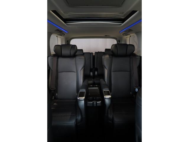 ヴェルファイア 2.5Z Gエディション ダブルサンルーフ レザーシート フリップダウンモニター(65枚目)