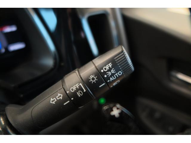 シャトル ハイブリッドZ ホンダセンシング ドラレコ前後 レーンキープ シートヒーター アダプティブクルーズコントロール ECON ヒーテッドドアミラー パドルシフト TVジャンパー 衝突被害軽減ブレーキ バックカメラ ETC イモビライザー(13枚目)