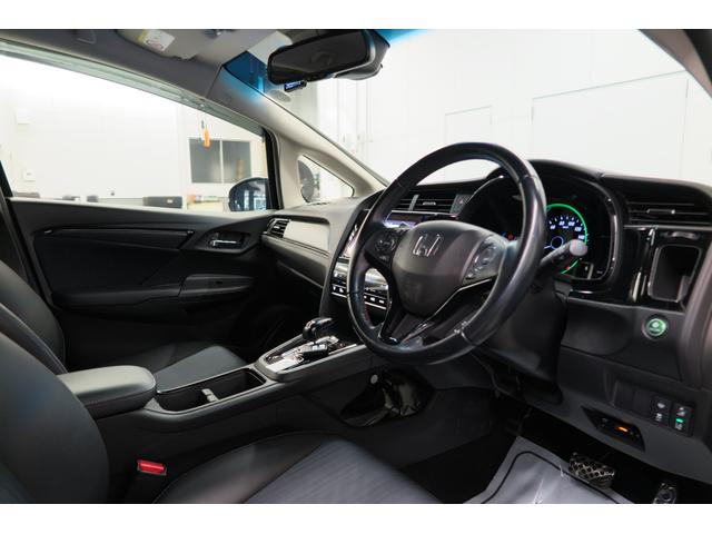 シャトル ハイブリッドZ ホンダセンシング ドラレコ前後 レーンキープ シートヒーター アダプティブクルーズコントロール ECON ヒーテッドドアミラー パドルシフト TVジャンパー 衝突被害軽減ブレーキ バックカメラ ETC イモビライザー(42枚目)