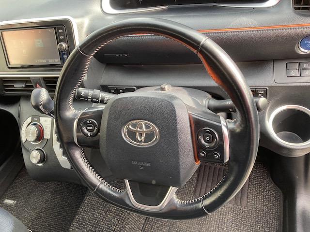 シエンタ ハイブリッドＧ　モデリスタエアロ　純正メモリーナビ　両側自動ドア　トヨタセーフティセンス　レーンアシスト　１オーナー　バックモニター　ＬＥＤライト　ドライブレコーダー　ＥＴＣ　横滑り防止　スマートキー　フォグ（6枚目）