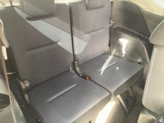 シエンタ ハイブリッドＧ　モデリスタエアロ　純正メモリーナビ　両側自動ドア　トヨタセーフティセンス　レーンアシスト　１オーナー　バックモニター　ＬＥＤライト　ドライブレコーダー　ＥＴＣ　横滑り防止　スマートキー　フォグ（15枚目）