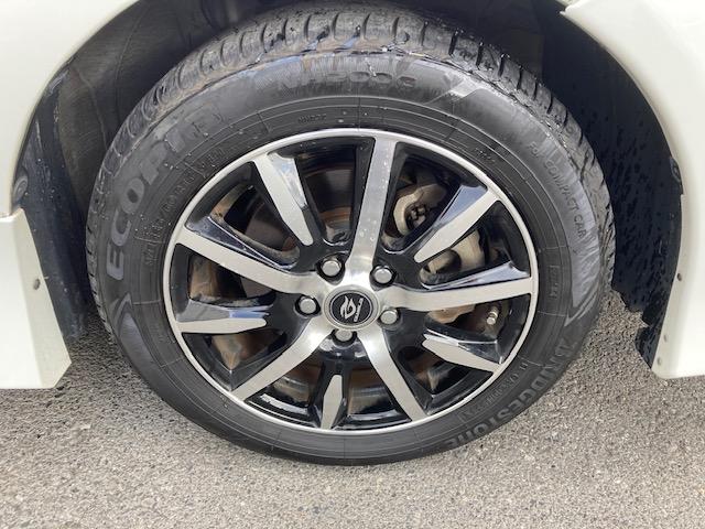 シエンタ ハイブリッドＧ　モデリスタエアロ　純正メモリーナビ　両側自動ドア　トヨタセーフティセンス　レーンアシスト　１オーナー　バックモニター　ＬＥＤライト　ドライブレコーダー　ＥＴＣ　横滑り防止　スマートキー　フォグ（20枚目）