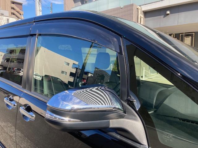 ヴォクシー ＺＳ　煌　純正ＢＩＧメモリーナビ　フリップダウンモニター　トヨタセーフティセンス　両側自動ドア　クルーズコントロール　バックモニター　７人乗り　純正エアロ　ドライブレコーダー　ＬＥＤライト　ウィンカーミラー（21枚目）