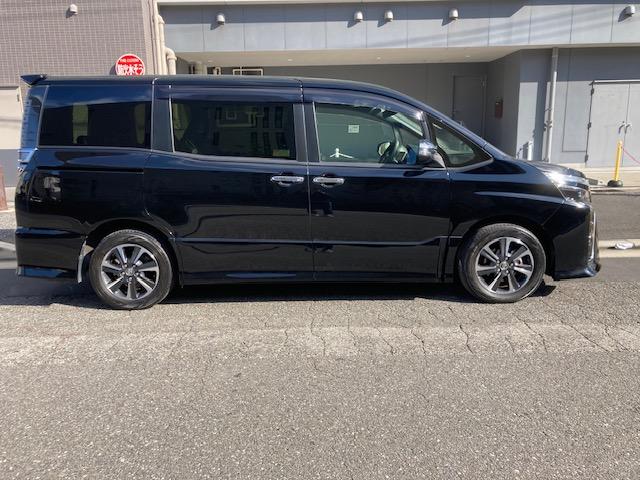 ヴォクシー ＺＳ　煌　純正ＢＩＧメモリーナビ　フリップダウンモニター　トヨタセーフティセンス　両側自動ドア　クルーズコントロール　バックモニター　７人乗り　純正エアロ　ドライブレコーダー　ＬＥＤライト　ウィンカーミラー（24枚目）