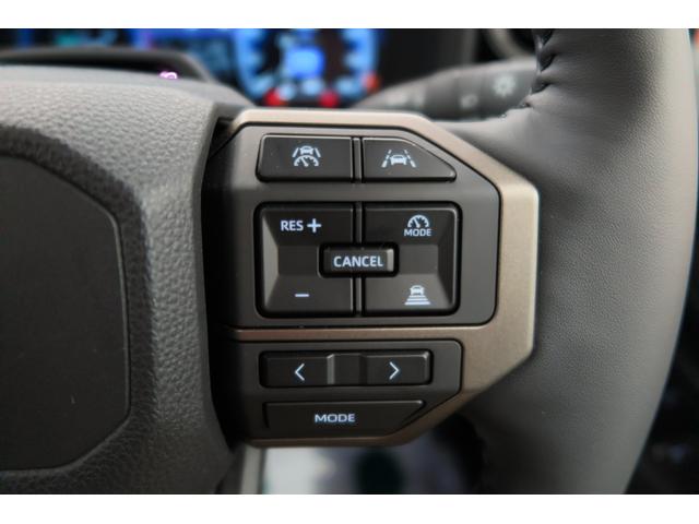 ランドクルーザー２５０ ＺＸファーストエディション　ディーゼル車　４ＷＤ　ドライブレコーダー前後　レザーシート　パワーシート　シートヒーター　シートクーラー　サンルーフ　衝突被害軽減ブレーキ　パドルシフト　純正１８ＡＷ　ＥＴＣ（9枚目）