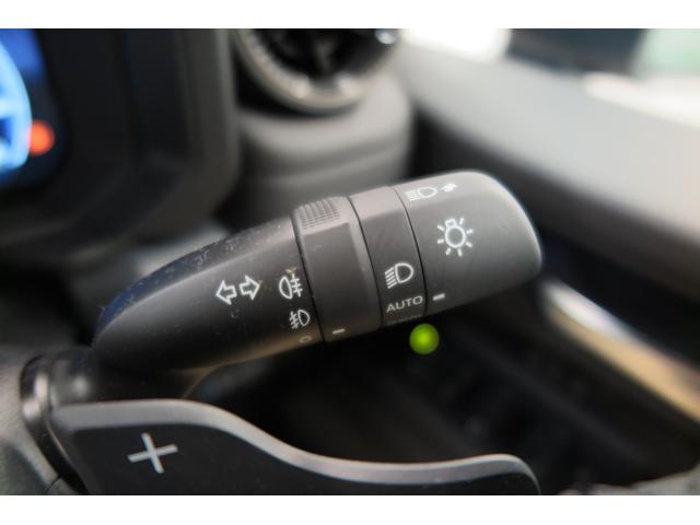 ランドクルーザー２５０ ＺＸファーストエディション　ディーゼル車　４ＷＤ　ドライブレコーダー前後　レザーシート　パワーシート　シートヒーター　シートクーラー　サンルーフ　衝突被害軽減ブレーキ　パドルシフト　純正１８ＡＷ　ＥＴＣ（13枚目）