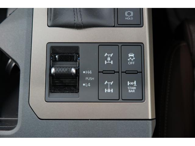 ランドクルーザー２５０ ＺＸファーストエディション　ディーゼル車　４ＷＤ　ドライブレコーダー前後　レザーシート　パワーシート　シートヒーター　シートクーラー　サンルーフ　衝突被害軽減ブレーキ　パドルシフト　純正１８ＡＷ　ＥＴＣ（31枚目）