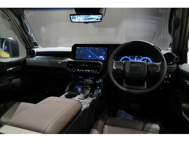 ランドクルーザー２５０ ＺＸファーストエディション　ディーゼル車　４ＷＤ　ドライブレコーダー前後　レザーシート　パワーシート　シートヒーター　シートクーラー　サンルーフ　衝突被害軽減ブレーキ　パドルシフト　純正１８ＡＷ　ＥＴＣ（38枚目）