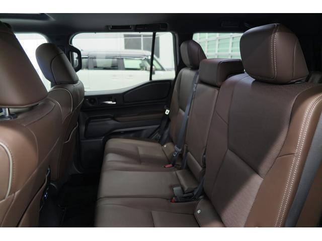 ランドクルーザー２５０ ＺＸファーストエディション　ディーゼル車　４ＷＤ　ドライブレコーダー前後　レザーシート　パワーシート　シートヒーター　シートクーラー　サンルーフ　衝突被害軽減ブレーキ　パドルシフト　純正１８ＡＷ　ＥＴＣ（49枚目）