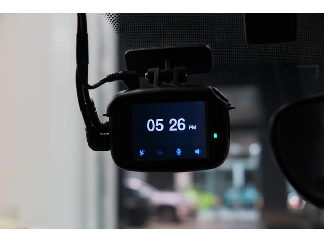 ＭＩＮＩ クーパー　ワンオーナー　純正ナビ　バックカメラ　ＥＴＣ　ＬＥＤヘッドライト　ドラレコ前後　オートワイパー　シートヒーター　ＦＲソナー　レザーシート　ＳＯＳコール　オートエアコン　ステアリングリモコン（15枚目）