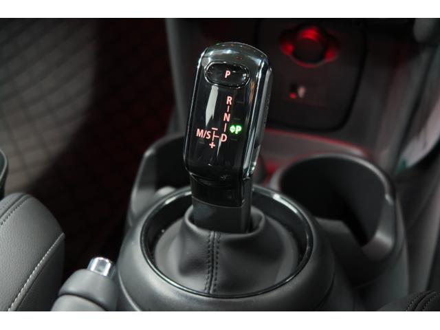 ＭＩＮＩ クーパー　ワンオーナー　純正ナビ　バックカメラ　ＥＴＣ　ＬＥＤヘッドライト　ドラレコ前後　オートワイパー　シートヒーター　ＦＲソナー　レザーシート　ＳＯＳコール　オートエアコン　ステアリングリモコン（26枚目）