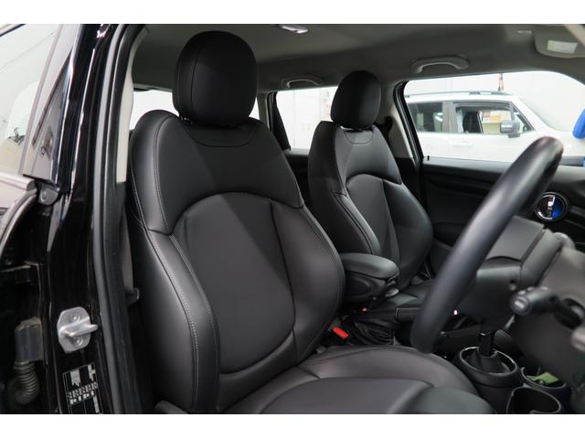 ＭＩＮＩ クーパー　ワンオーナー　純正ナビ　バックカメラ　ＥＴＣ　ＬＥＤヘッドライト　ドラレコ前後　オートワイパー　シートヒーター　ＦＲソナー　レザーシート　ＳＯＳコール　オートエアコン　ステアリングリモコン（37枚目）