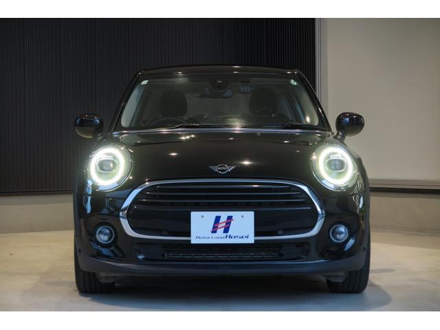 ＭＩＮＩ クーパー　ワンオーナー　純正ナビ　バックカメラ　ＥＴＣ　ＬＥＤヘッドライト　ドラレコ前後　オートワイパー　シートヒーター　ＦＲソナー　レザーシート　ＳＯＳコール　オートエアコン　ステアリングリモコン（46枚目）