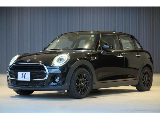 ＭＩＮＩ クーパー　ワンオーナー　純正ナビ　バックカメラ　ＥＴＣ　ＬＥＤヘッドライト　ドラレコ前後　オートワイパー　シートヒーター　ＦＲソナー　レザーシート　ＳＯＳコール　オートエアコン　ステアリングリモコン（53枚目）