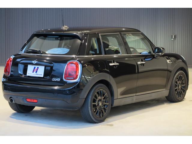 ＭＩＮＩ クーパー　ワンオーナー　純正ナビ　バックカメラ　ＥＴＣ　ＬＥＤヘッドライト　ドラレコ前後　オートワイパー　シートヒーター　ＦＲソナー　レザーシート　ＳＯＳコール　オートエアコン　ステアリングリモコン（54枚目）