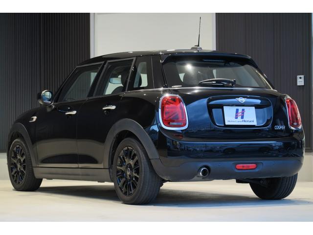 ＭＩＮＩ クーパー　ワンオーナー　純正ナビ　バックカメラ　ＥＴＣ　ＬＥＤヘッドライト　ドラレコ前後　オートワイパー　シートヒーター　ＦＲソナー　レザーシート　ＳＯＳコール　オートエアコン　ステアリングリモコン（58枚目）