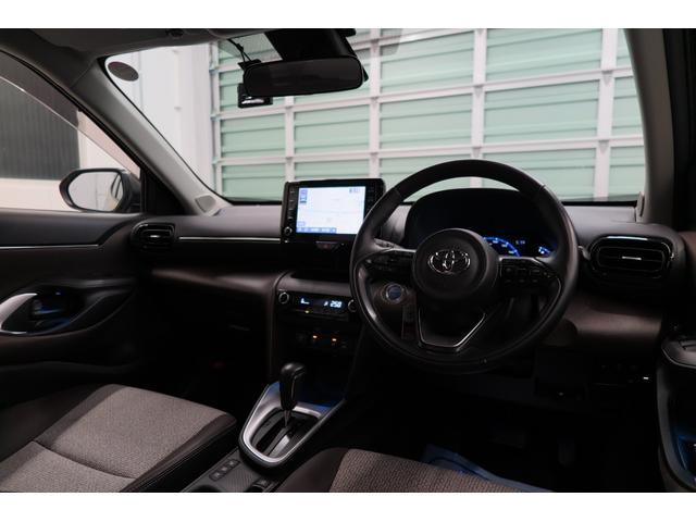 ヤリスクロス ハイブリッドＺ　前席シートヒーター　ステアリングヒーター　バックカメラ　アラウンドビューモニター　ＥＴＣ２．０　エンジンスターター　ブレーキホールド　走行モード　ヘッドアップディスプレイ　ドラレコ前後　電動シート（40枚目）