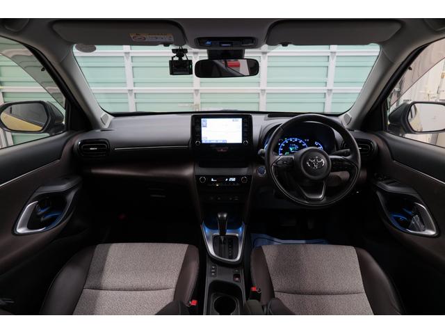 ヤリスクロス ハイブリッドＺ　前席シートヒーター　ステアリングヒーター　バックカメラ　アラウンドビューモニター　ＥＴＣ２．０　エンジンスターター　ブレーキホールド　走行モード　ヘッドアップディスプレイ　ドラレコ前後　電動シート（51枚目）