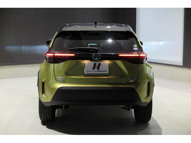 ヤリスクロス ハイブリッドＺ　前席シートヒーター　ステアリングヒーター　バックカメラ　アラウンドビューモニター　ＥＴＣ２．０　エンジンスターター　ブレーキホールド　走行モード　ヘッドアップディスプレイ　ドラレコ前後　電動シート（58枚目）