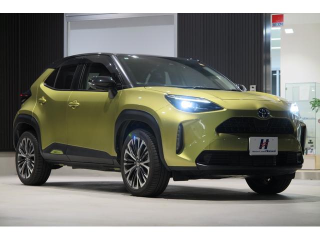 ヤリスクロス ハイブリッドＺ　前席シートヒーター　ステアリングヒーター　バックカメラ　アラウンドビューモニター　ＥＴＣ２．０　エンジンスターター　ブレーキホールド　走行モード　ヘッドアップディスプレイ　ドラレコ前後　電動シート（60枚目）