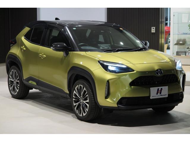 ヤリスクロス ハイブリッドＺ　前席シートヒーター　ステアリングヒーター　バックカメラ　アラウンドビューモニター　ＥＴＣ２．０　エンジンスターター　ブレーキホールド　走行モード　ヘッドアップディスプレイ　ドラレコ前後　電動シート（62枚目）