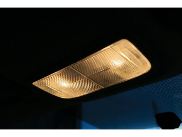 フィットハイブリッド Ｆパッケージ　ステアリングリモコン　スポーツモード　プッシュスタート　ＥＣＯＮ　純正ナビ　エンジンスターター　オートエアコン　バックカメラ（18枚目）