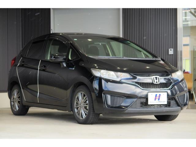 フィットハイブリッド Ｆパッケージ　ステアリングリモコン　スポーツモード　プッシュスタート　ＥＣＯＮ　純正ナビ　エンジンスターター　オートエアコン　バックカメラ（53枚目）