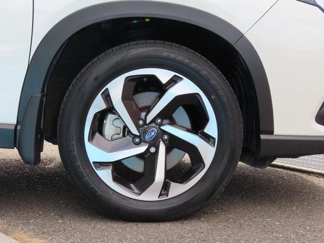 フォレスター アドバンス　運転席シートメモリー　１８インチ純正アルミホイール　ステアリングヒーター　シートヒーター　ＥＴＣ　ドライブレコーダー　８インチ純正ナビゲーション　バックカメラ　フロントカメラ　サイドカメラ（7枚目）