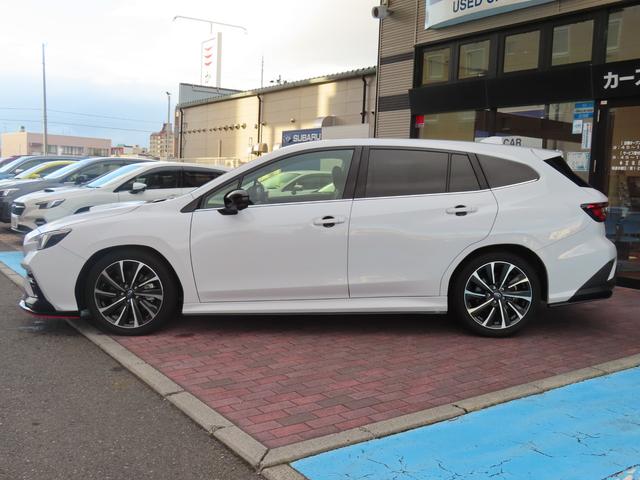 レヴォーグ ＳＴＩスポーツ　ＥＸ　ワンオーナー　１１．６インフォメーションセンターインフォメーションディスプレイ　ドライブレコーダー　フロントカメラ　サイドカメラ　８インチ純正アルミホイール（3枚目）