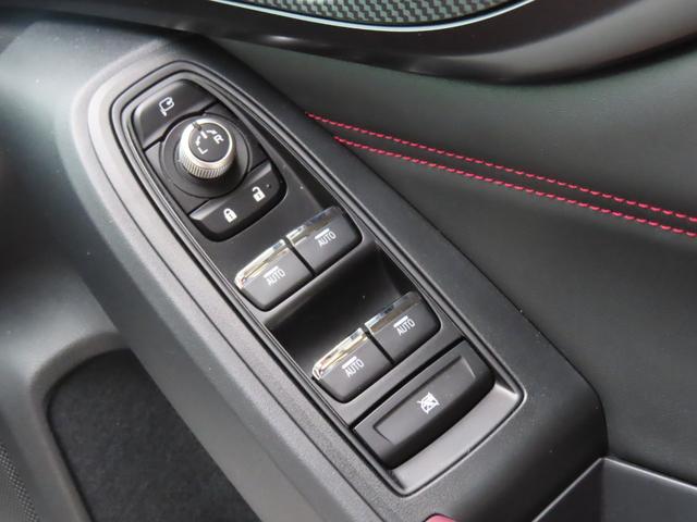 レヴォーグ ＳＴＩスポーツ　ＥＸ　ワンオーナー　１１．６インフォメーションセンターインフォメーションディスプレイ　ドライブレコーダー　フロントカメラ　サイドカメラ　８インチ純正アルミホイール（11枚目）