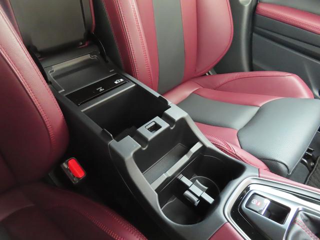 レヴォーグ ＳＴＩスポーツ　ＥＸ　ワンオーナー　１１．６インフォメーションセンターインフォメーションディスプレイ　ドライブレコーダー　フロントカメラ　サイドカメラ　８インチ純正アルミホイール（39枚目）