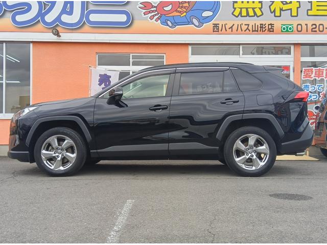 ＲＡＶ４ Ｘ　ワンオーナー／トヨタセーフティセンス／ＰＣＳ／ＬＴＡ／ＲＳＡ／ＡＨＢ／ＴＶ／バックモニター／ＥＴＣ／ドラレコ／クルーズコントロール／ルーフレール／純正１８インチアルミ／プッシュスタート／スマートキー（6枚目）