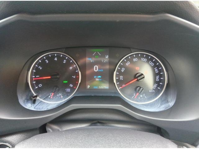 ＲＡＶ４ Ｘ　ワンオーナー／トヨタセーフティセンス／ＰＣＳ／ＬＴＡ／ＲＳＡ／ＡＨＢ／ＴＶ／バックモニター／ＥＴＣ／ドラレコ／クルーズコントロール／ルーフレール／純正１８インチアルミ／プッシュスタート／スマートキー（27枚目）
