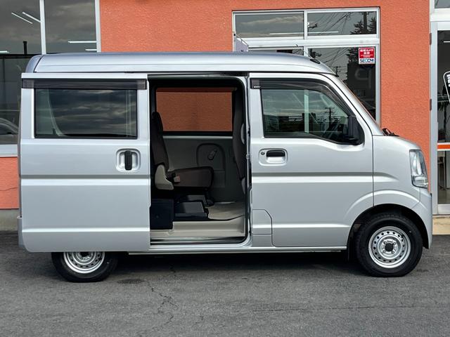 エブリイ 　車いす移動車　助手席側リアシート付／４ＷＤ／電動ウインチ付／禁煙車／キーレス／ワンオーナー（7枚目）