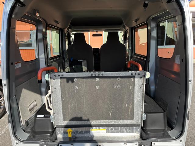 エブリイ 　車いす移動車　助手席側リアシート付／４ＷＤ／電動ウインチ付／禁煙車／キーレス／ワンオーナー（20枚目）