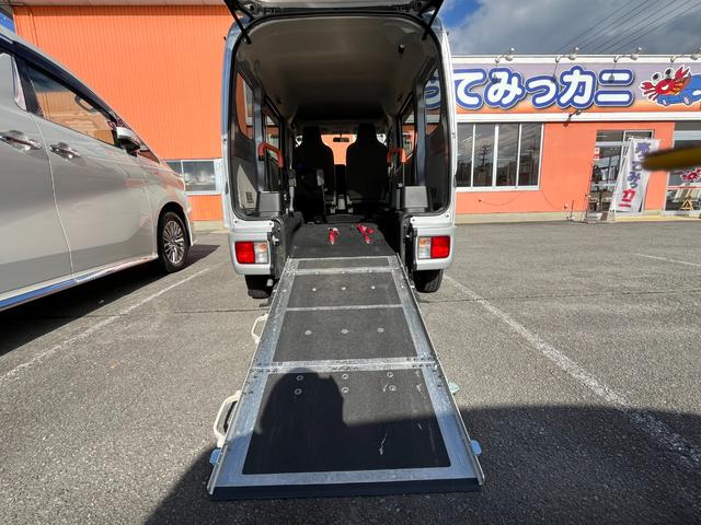 エブリイ 　車いす移動車　助手席側リアシート付／４ＷＤ／電動ウインチ付／禁煙車／キーレス／ワンオーナー（21枚目）