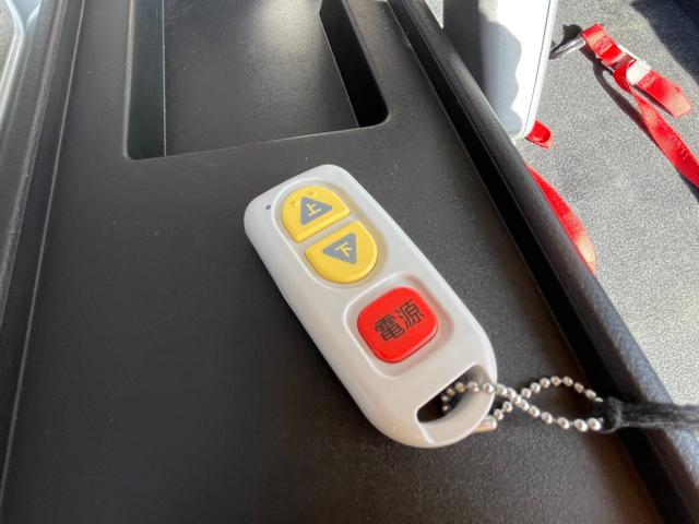 エブリイ 　車いす移動車　助手席側リアシート付／４ＷＤ／電動ウインチ付／禁煙車／キーレス／ワンオーナー（24枚目）