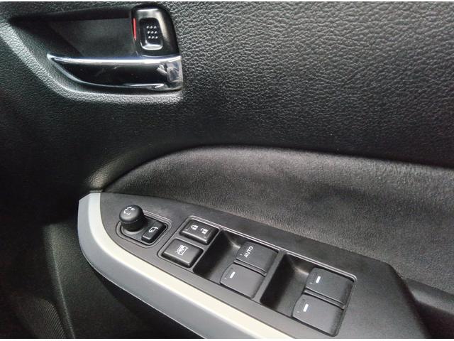 エスクード 1.64WD レーダーブレーキサポートII/ESP/クルコン/ディスプレイオーディオ/バックモニター/アイドリングストップ/ハーフレザー/シートヒーター/プッシュスタート/スマートキー/純正17インチ/LEDライト(20枚目)