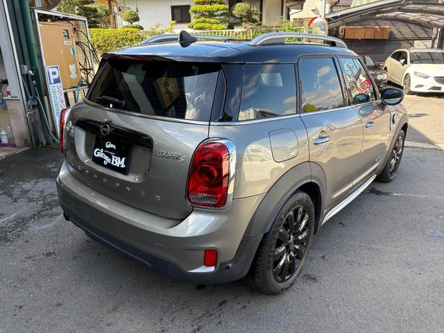 ＭＩＮＩ クーパーＳ　Ｅ　クロスオーバー　オール４　クーパーＳ　Ｅ　クロスオーバー　オール４　ＰＨＥＶ　４ＷＤ　充電コード付　クルーズコントロール　純正ナビ　Ｂｌｕｅｔｏｏｔｈ　バックカメラ　シートヒーター　電動バックドア　ＥＴＣ（7枚目）