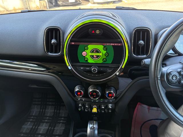 ＭＩＮＩ クーパーＳ　Ｅ　クロスオーバー　オール４　クーパーＳ　Ｅ　クロスオーバー　オール４　ＰＨＥＶ　４ＷＤ　充電コード付　クルーズコントロール　純正ナビ　Ｂｌｕｅｔｏｏｔｈ　バックカメラ　シートヒーター　電動バックドア　ＥＴＣ（21枚目）