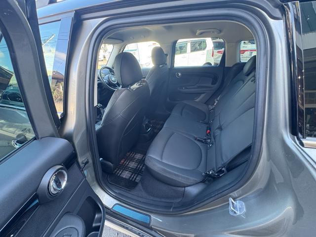ＭＩＮＩ クーパーＳ　Ｅ　クロスオーバー　オール４　クーパーＳ　Ｅ　クロスオーバー　オール４　ＰＨＥＶ　４ＷＤ　充電コード付　クルーズコントロール　純正ナビ　Ｂｌｕｅｔｏｏｔｈ　バックカメラ　シートヒーター　電動バックドア　ＥＴＣ（42枚目）