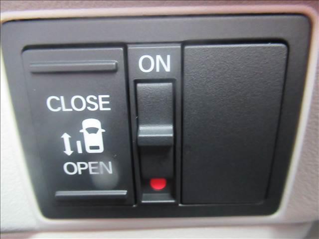 Ｎ－ＢＯＸ 　届出済未使用車　４ＷＤ　電動スライドドア　届出済未使用車　電動スライドドア　　Ｈｏｎｄａ　ＳＥＮＳＩＮＧ　衝突軽減　先行車発進お知らせ機能　歩行者事故低減ステアリング　路外逸脱抑制機能　標識認識機能（10枚目）