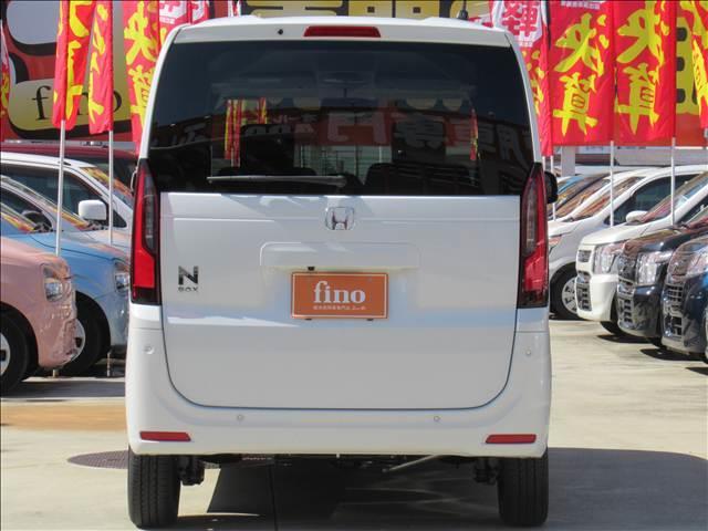 Ｎ－ＢＯＸ ベースグレード　届出済未使用車　４ＷＤ　両側電動スライドドア　シートヒーター　オートリトラミラー　シートバックテーブル　渋滞追従機能付アダプティブクルーズコントロール　　ホンダセンシングＬＥＤヘッド　オートハイビーム（10枚目）