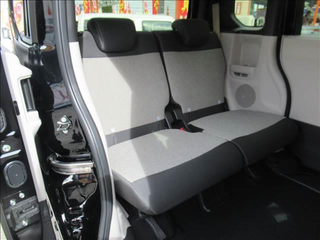 Ｎ－ＢＯＸ ベースグレード　届出済未使用車　４ＷＤ　電動スライドドア　シートヒーター　ホンダセンシング　渋滞追従機能付アダプティブクルーズコントロール　ＬＥＤヘッドランプ　オートハイビーム　充電用ＵＳＢソケットタイプＣ（8枚目）