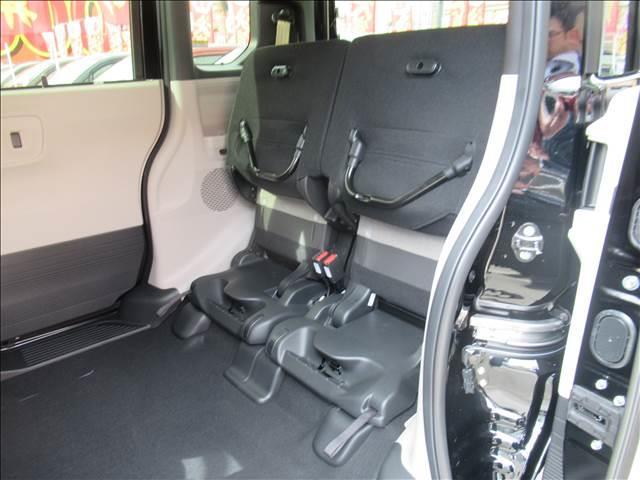 Ｎ－ＢＯＸ ベースグレード　届出済未使用車　４ＷＤ　電動スライドドア　シートヒーター　ホンダセンシング　渋滞追従機能付アダプティブクルーズコントロール　ＬＥＤヘッドランプ　オートハイビーム　充電用ＵＳＢソケットタイプＣ（39枚目）