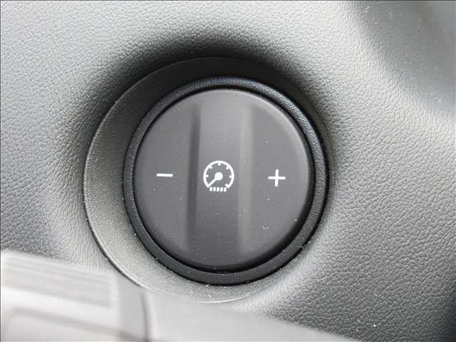 フィット ｅ：ＨＥＶホーム　４ＷＤ　メモリーナビ　Ｂｌｕｅｔｏｏｔｈ　バックモニター　ＥＴＣ　ドライブレコーダー　寒冷地仕様　ホンダセンシング　アダプティブクルーズコントロール　ＬＥＤヘッド　オートハイビーム　革巻ステアリング（42枚目）